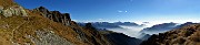 45 Vista panoramica sulla Val Pianella ed oltre appena salita